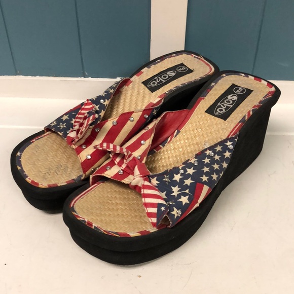 Soho Shoes Vtg Soho American Flag Wedge Flip Flops Patriotic 4th Of